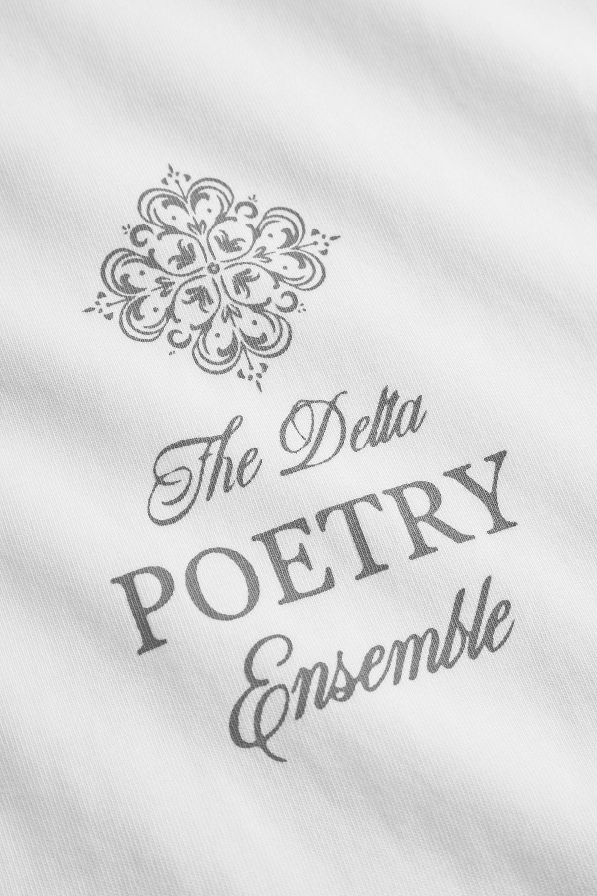 Aradia | Off - White - T-shirts Don't Waste Culture