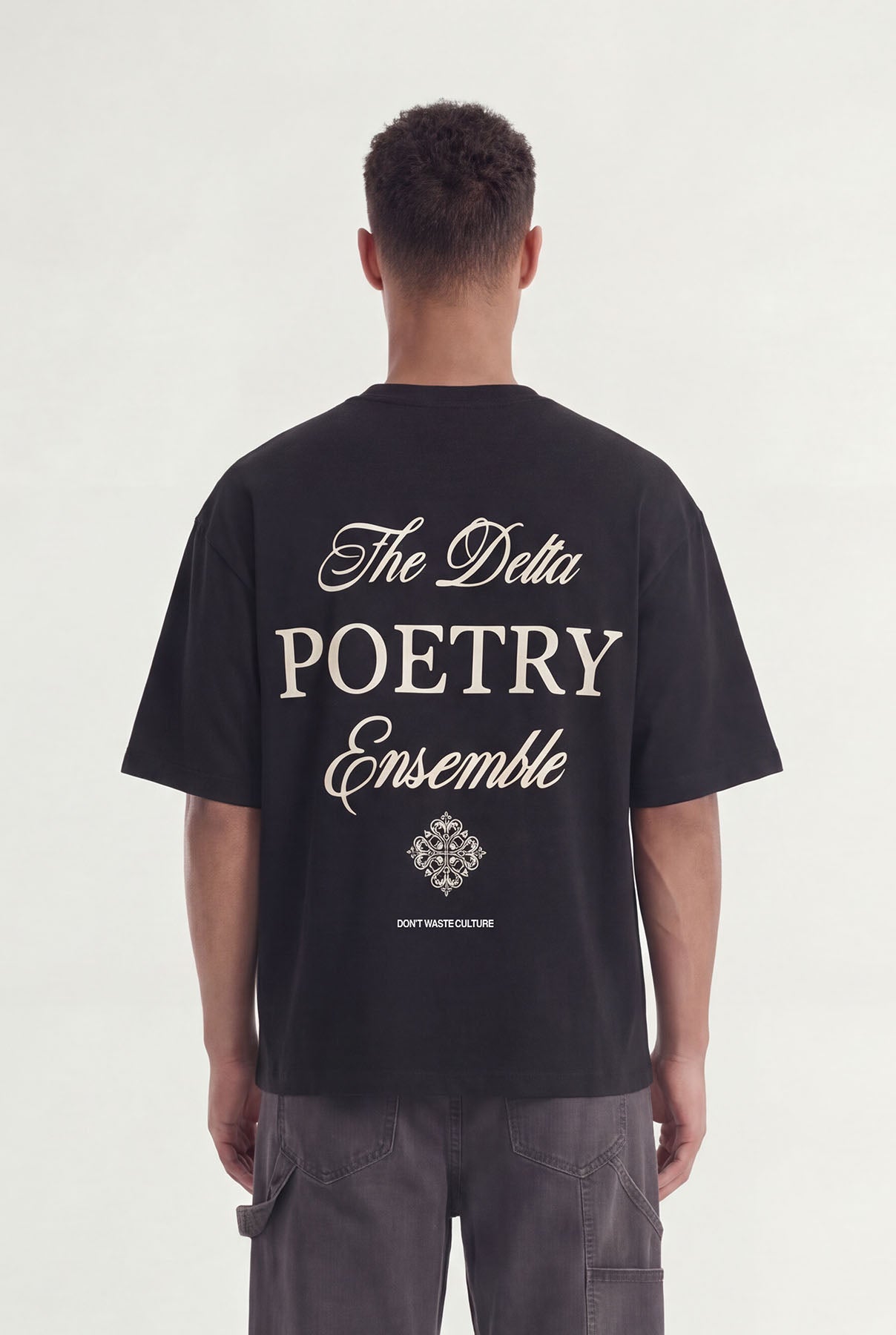 Aradia | Black - T-shirts Don't Waste Culture