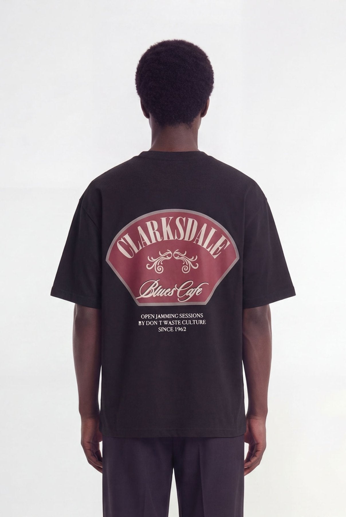 Yariel | Black - T-shirts Don't Waste Culture