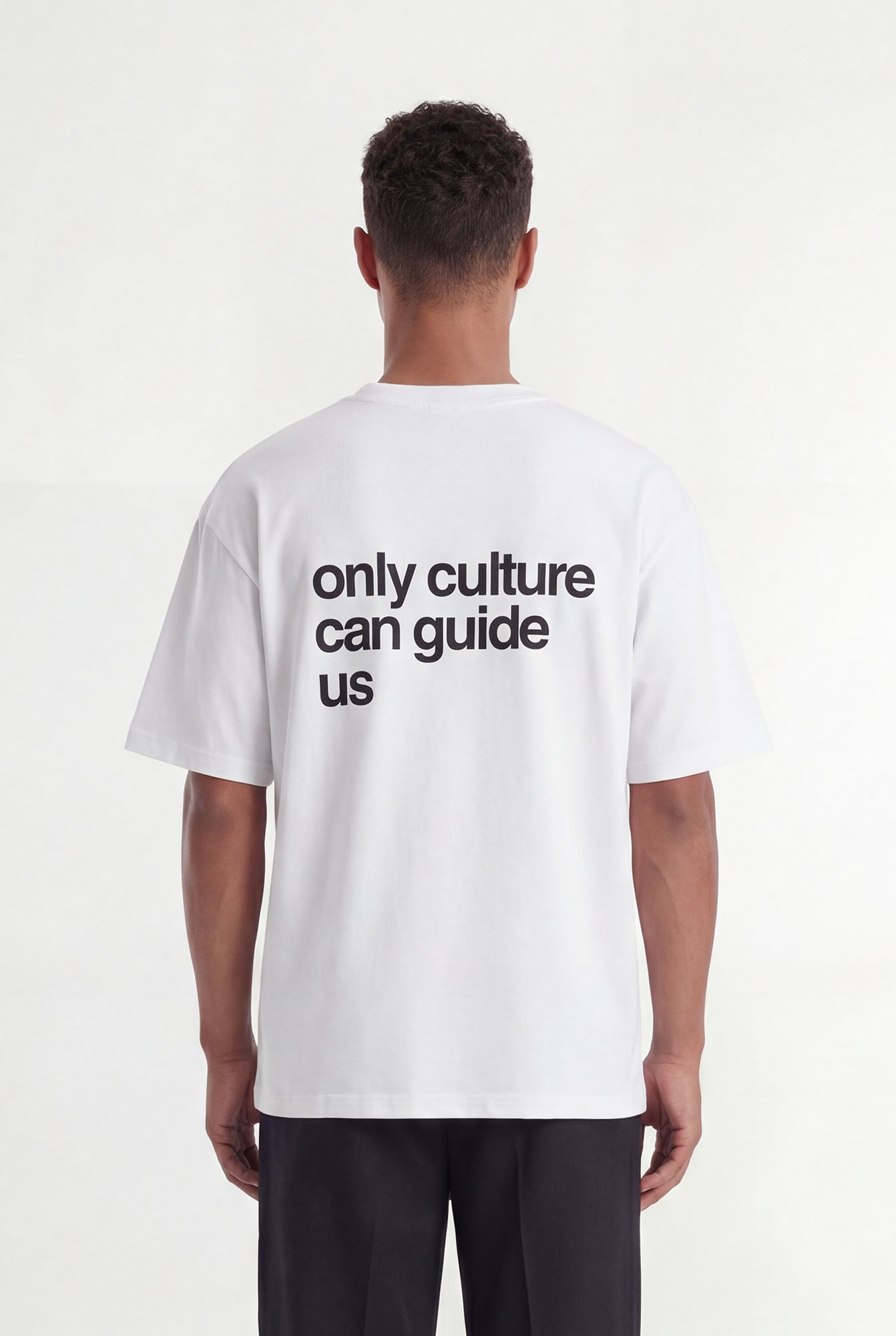 Oshimi T-shirt | White - T-shirts Don't Waste Culture