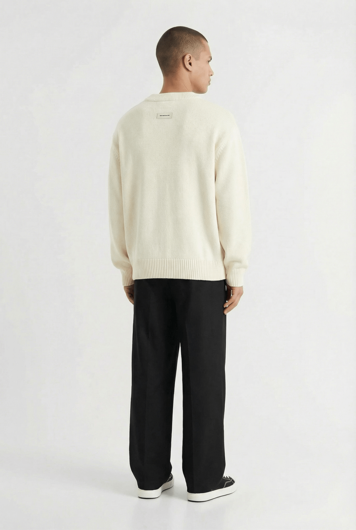 Aretu | Off - White - Knitwear Don't Waste Culture