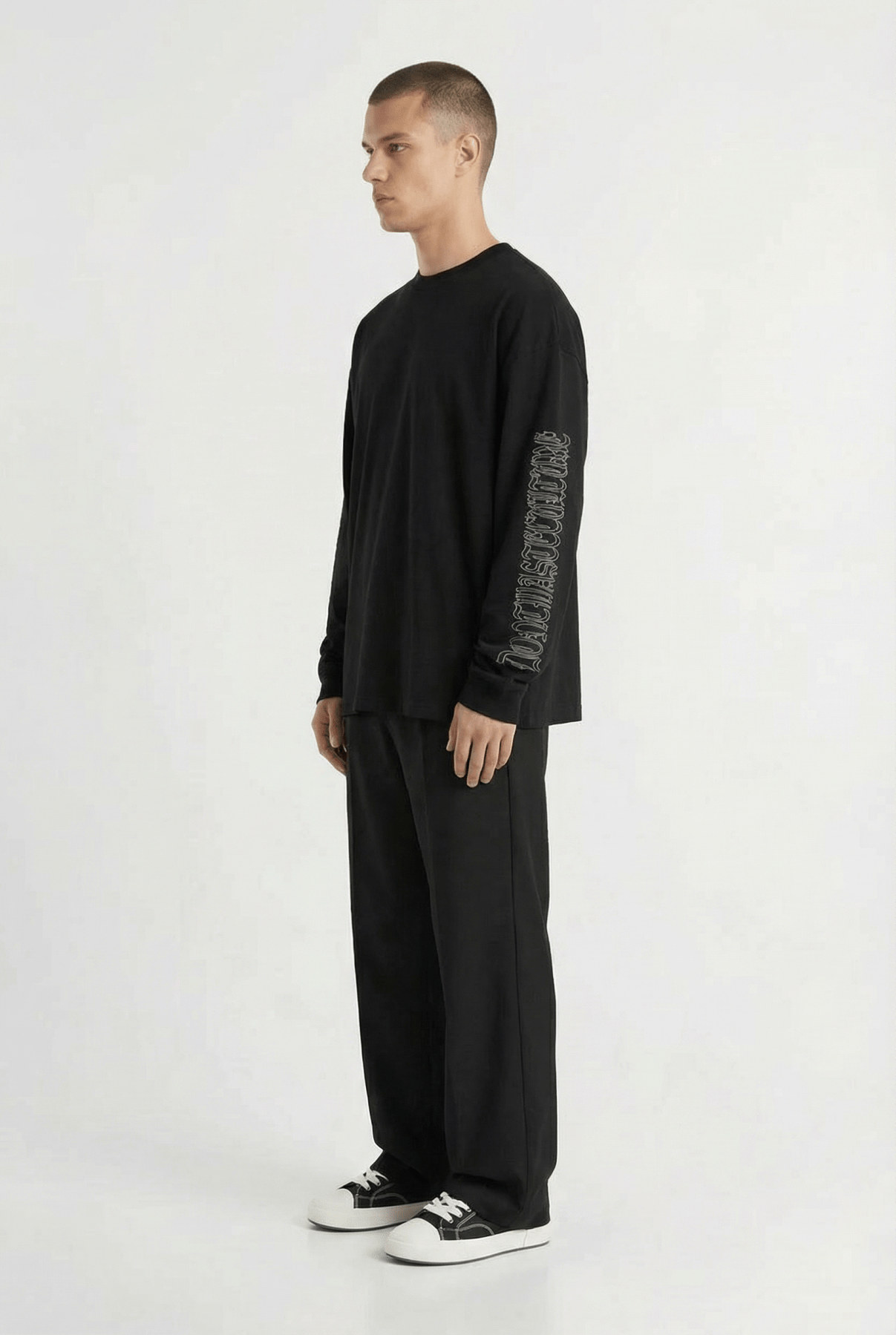 Arturo | Black - Longsleeves Don't Waste Culture