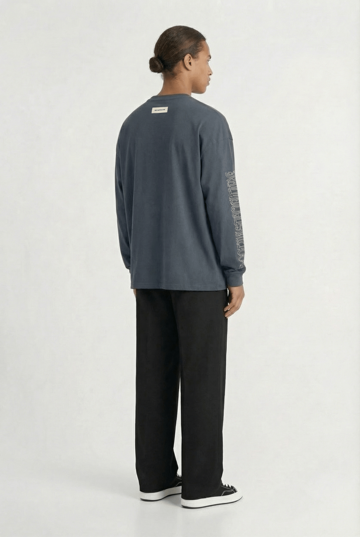 Arturo | Dark Grey - Longsleeves Don't Waste Culture