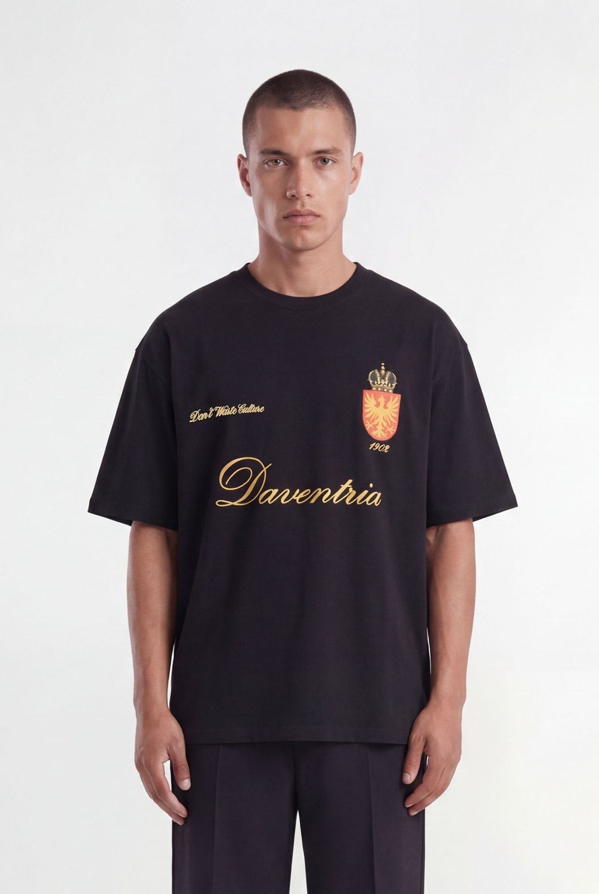 Daventria | Black - T-shirts Don't Waste Culture