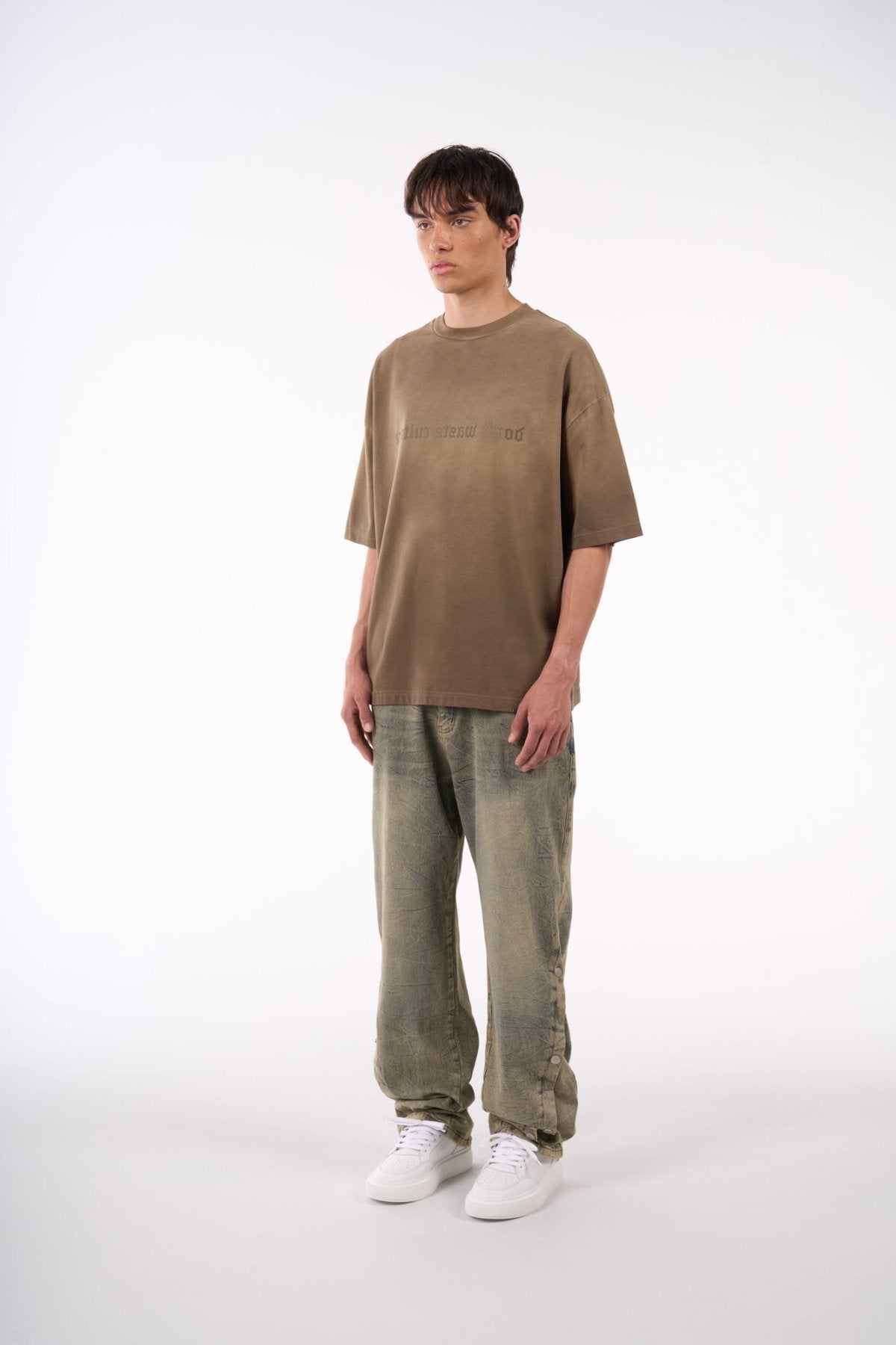 Valentio | Khaki - T-shirts Don't Waste Culture
