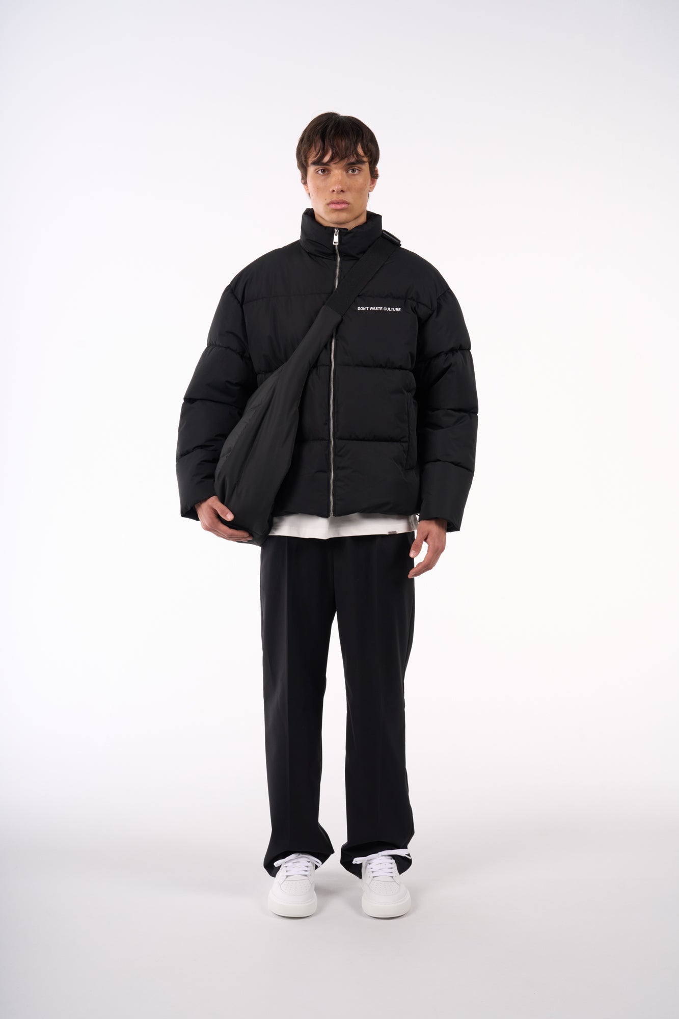 Puff bag | Black - Bags Don't Waste Culture