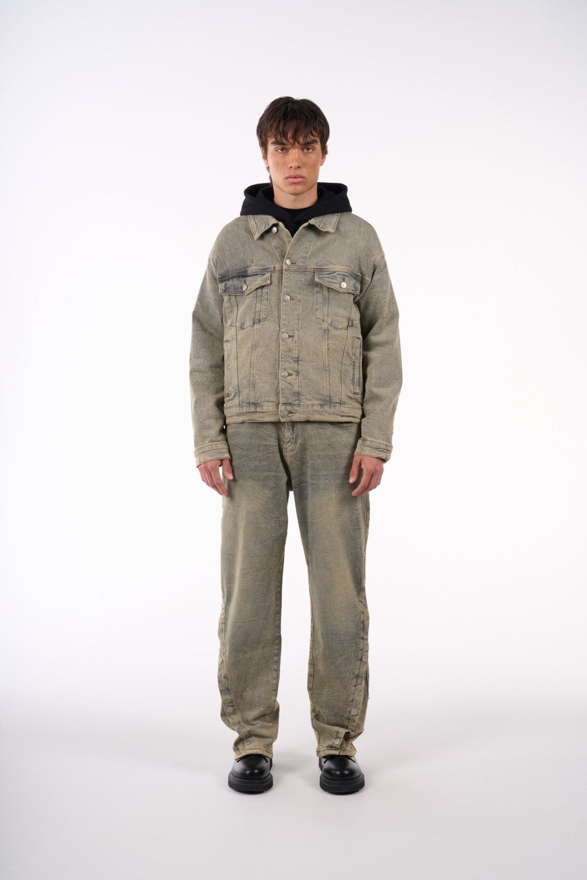 Guma | Pale - Outerwear Don't Waste Culture