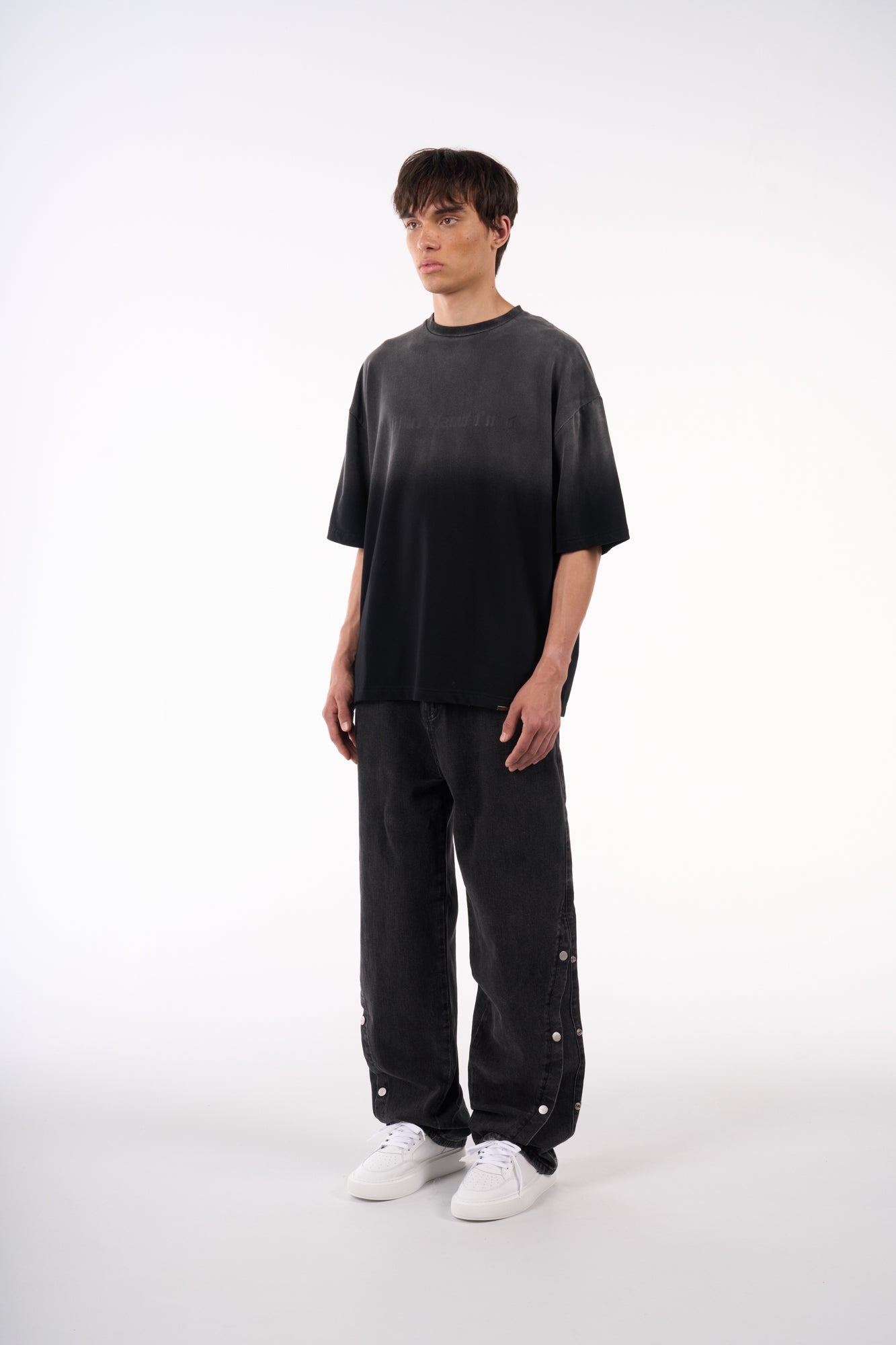 Valentio | Washed Black - T-shirts Don't Waste Culture