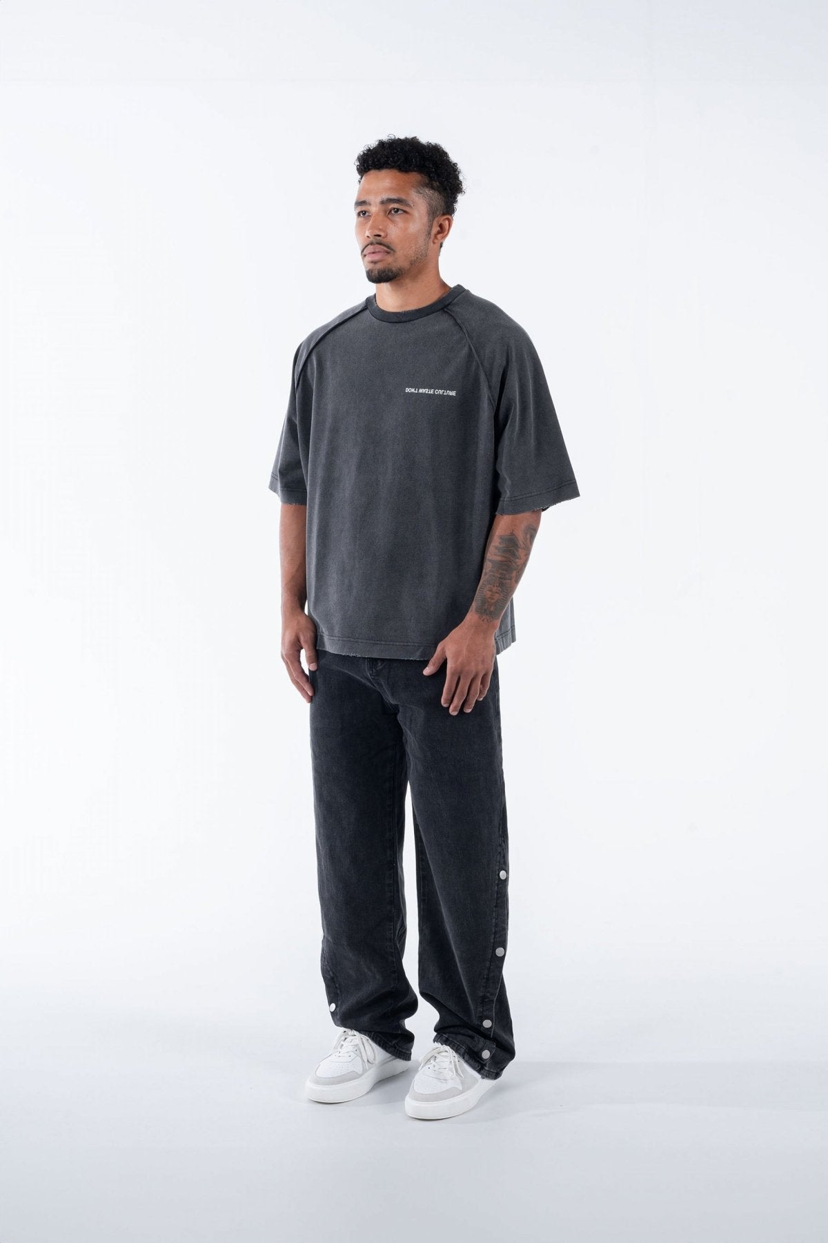Rado | Washed Black - T-shirts Don't Waste Culture