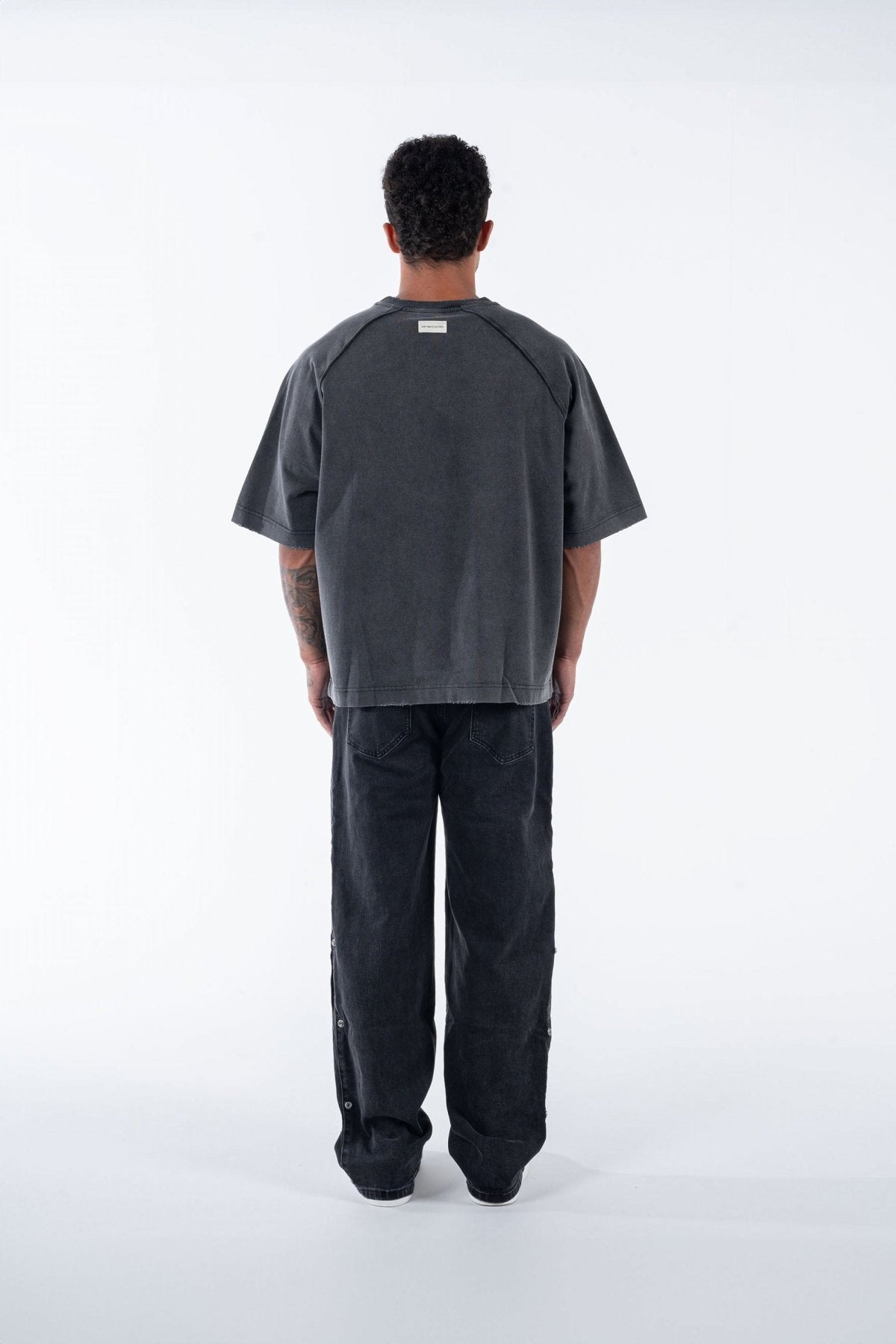 Rado | Washed Black - T-shirts Don't Waste Culture