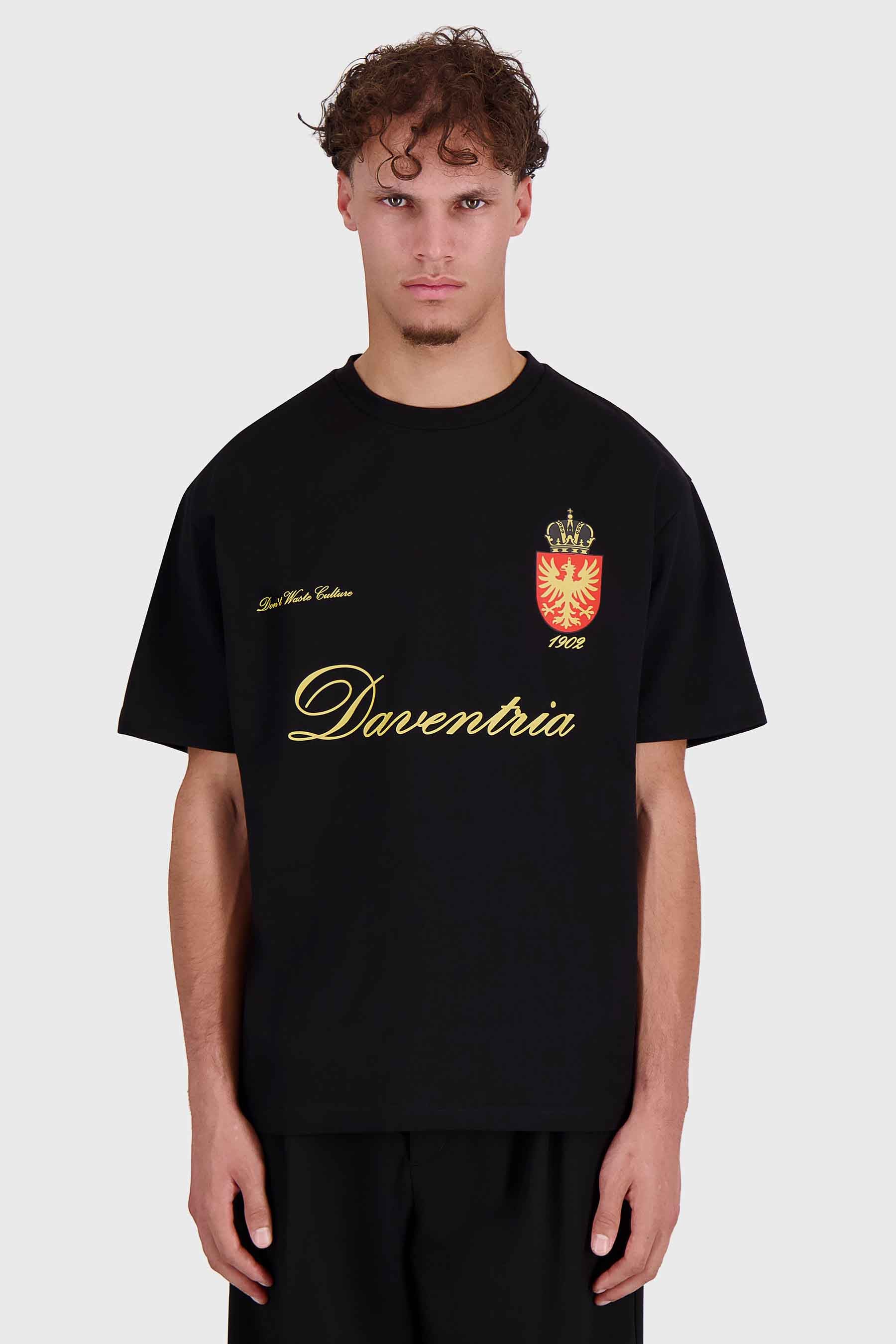 Daventria | Black - T-shirts Don't Waste Culture