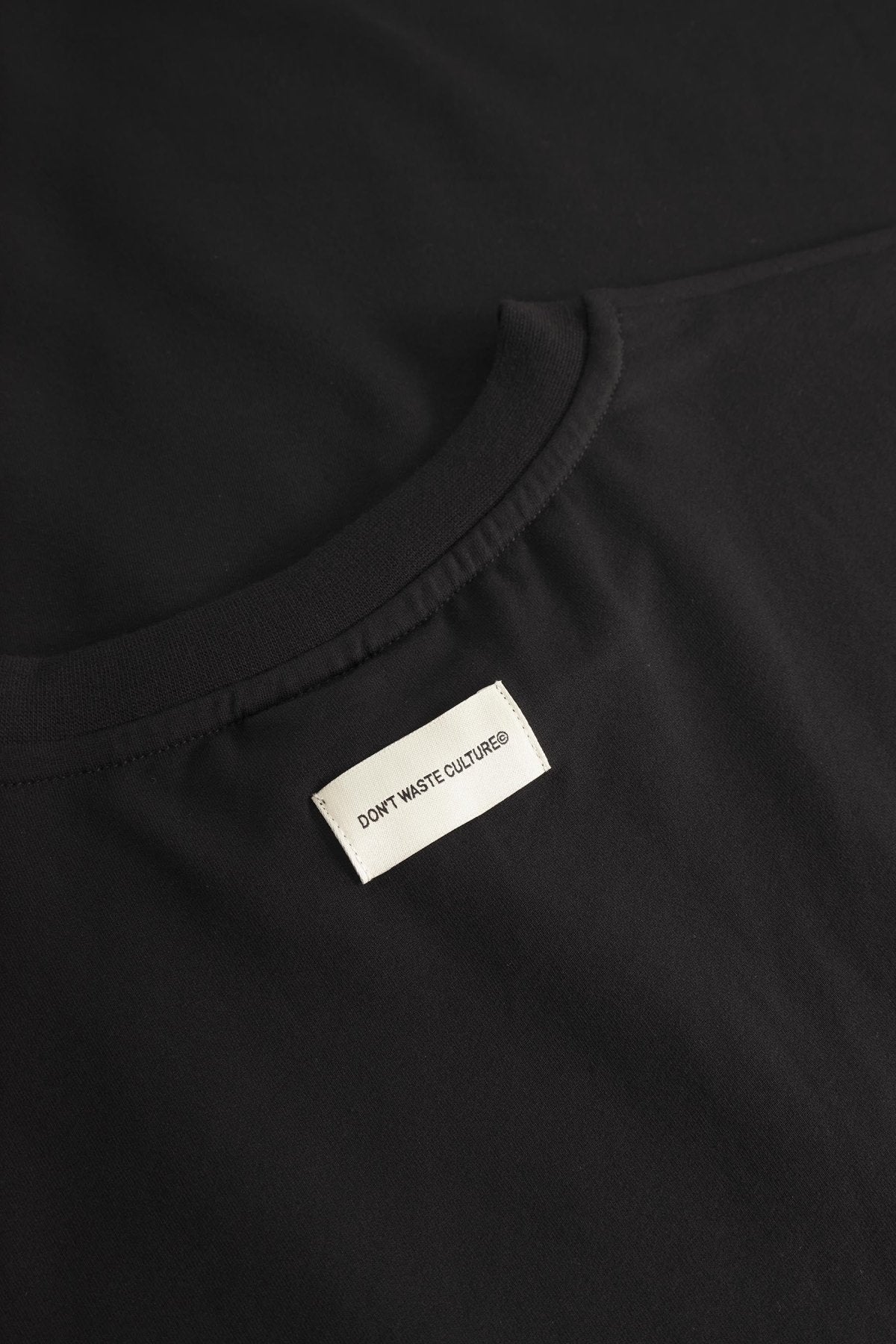 Oslo Longsleeve | Black - Longsleeves Don't Waste Culture