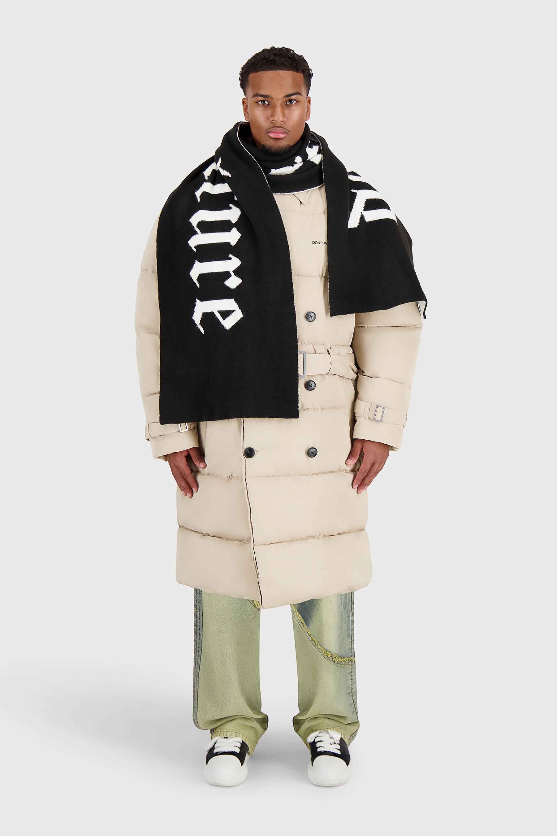 Jacquard scarf | Black - Accessories Don't Waste Culture