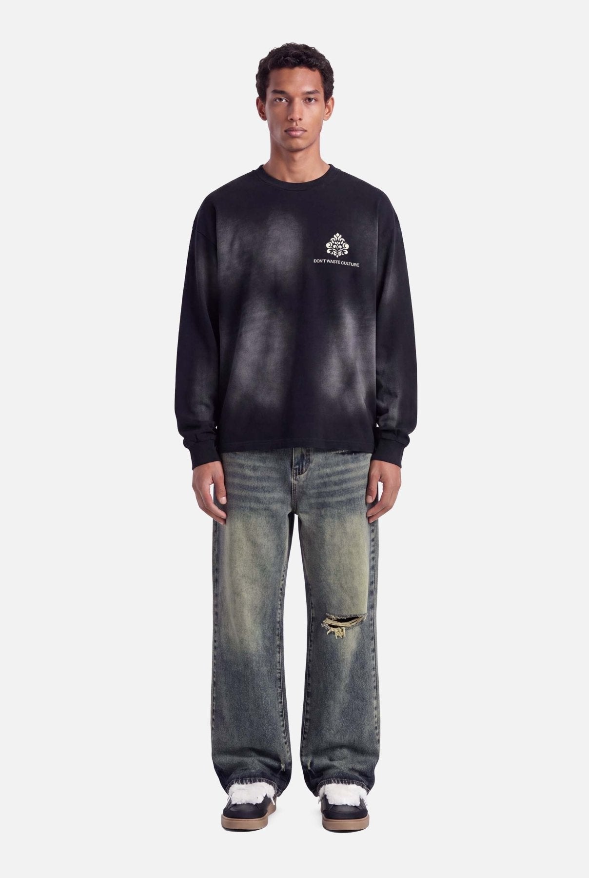 Fade Longsleeve | Black - Longsleeves Don't Waste Culture
