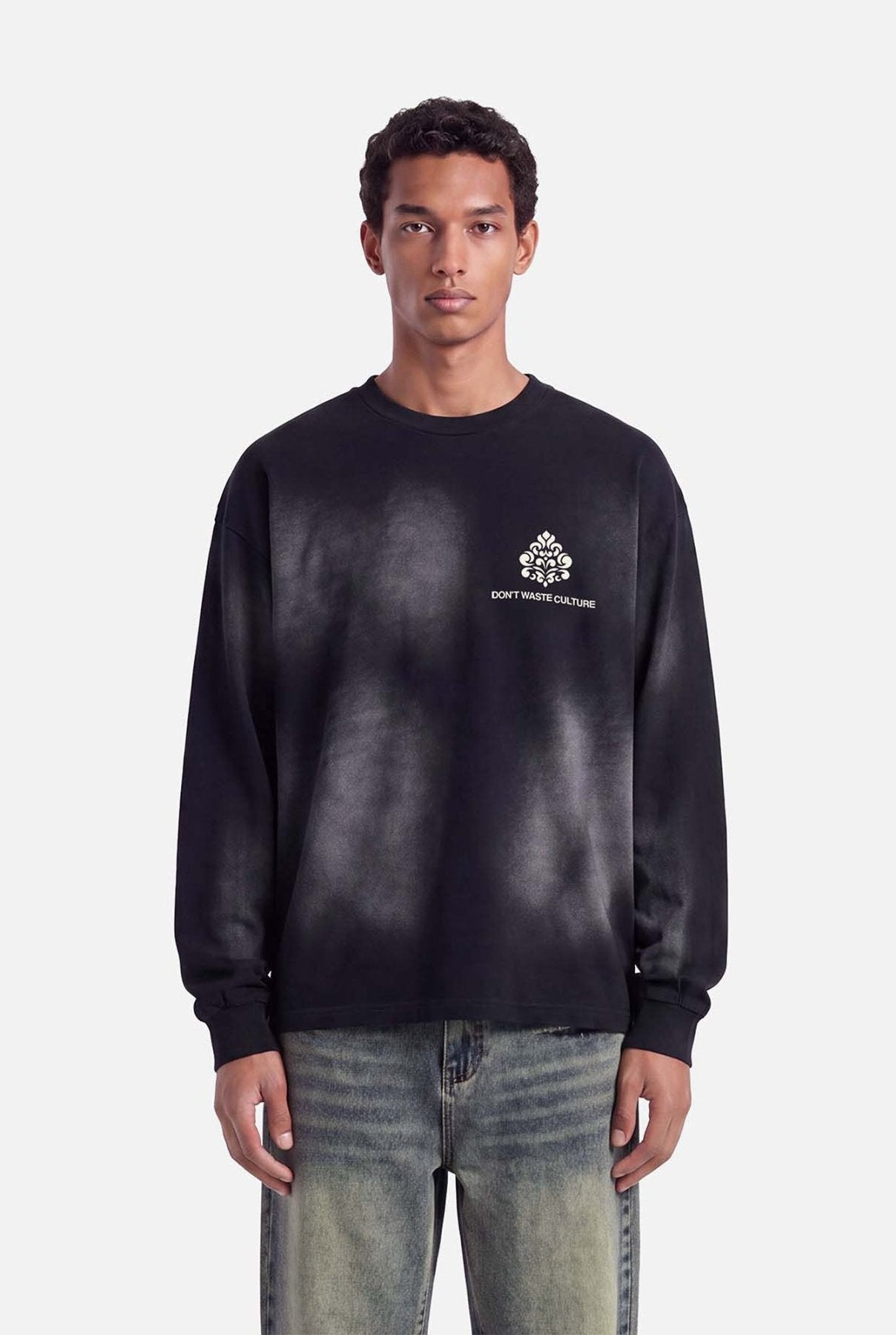 Fade Longsleeve | Black - Longsleeves Don't Waste Culture