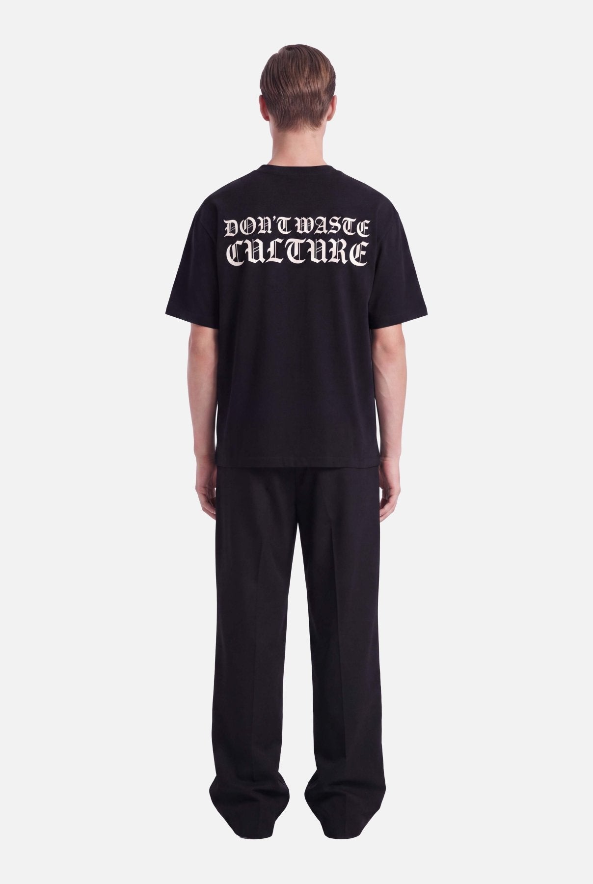 Yula T-shirt | Black - Early access Don't Waste Culture