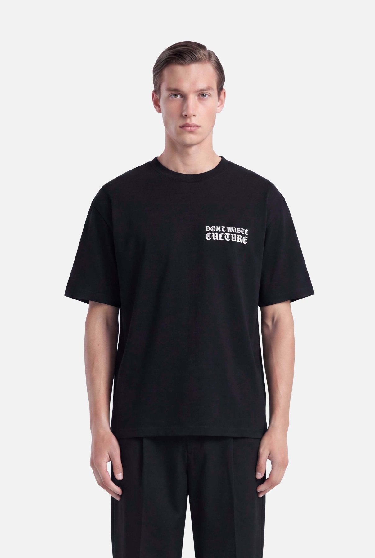 Yula T-shirt | Black - Early access Don't Waste Culture