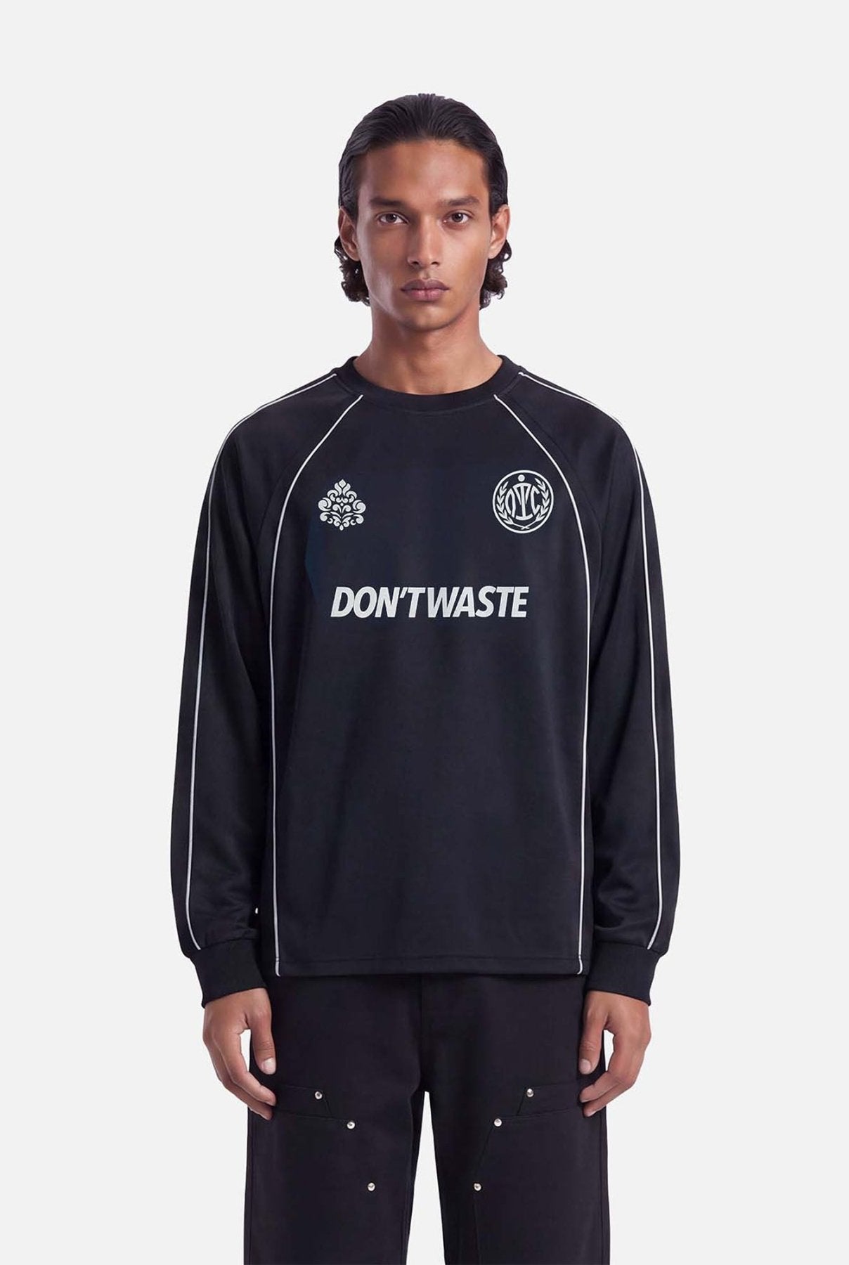 Zeni Longsleeve | Black - Longsleeves Don't Waste Culture