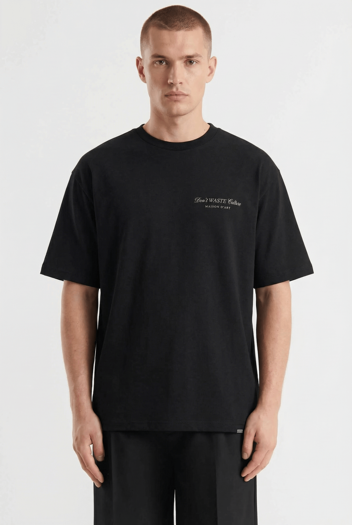 Gavina | Black - T-shirts Don't Waste Culture