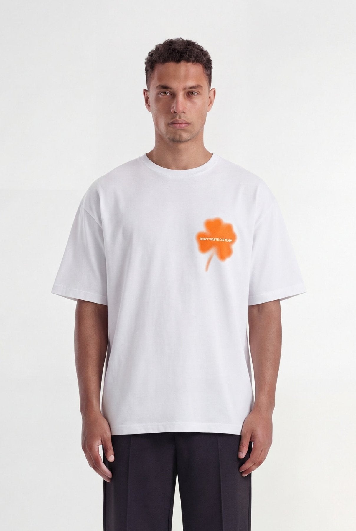 Kaorisa T-shirt | Orange - T-shirts Don't Waste Culture