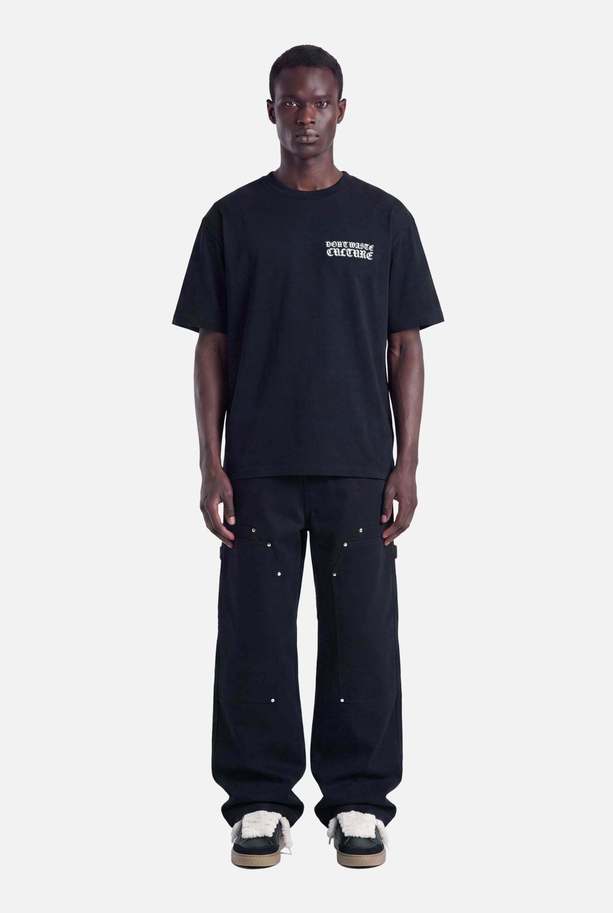 Mirae T-shirt | Black - Early access Don't Waste Culture