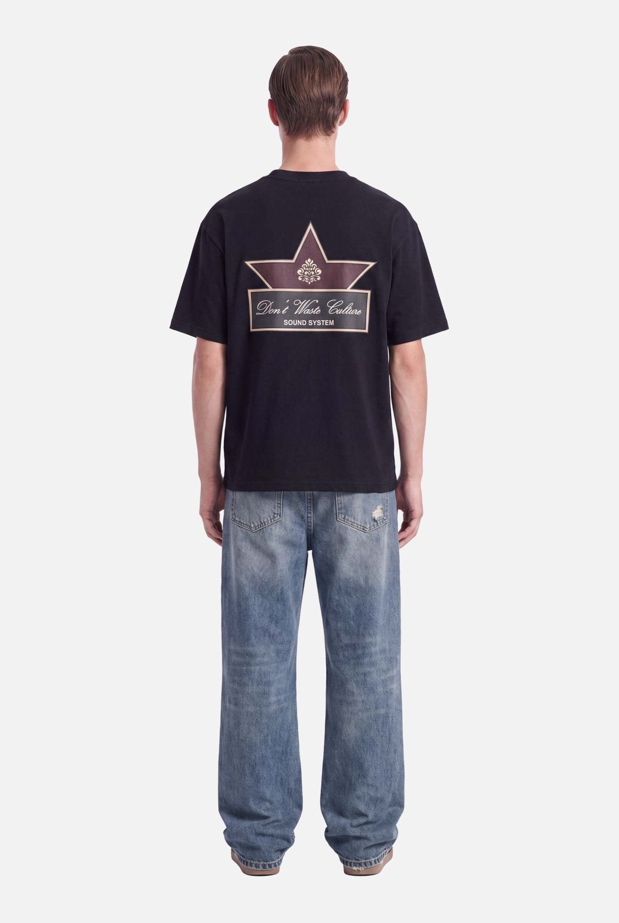 Niloa T-shirt | Black - Early access Don't Waste Culture