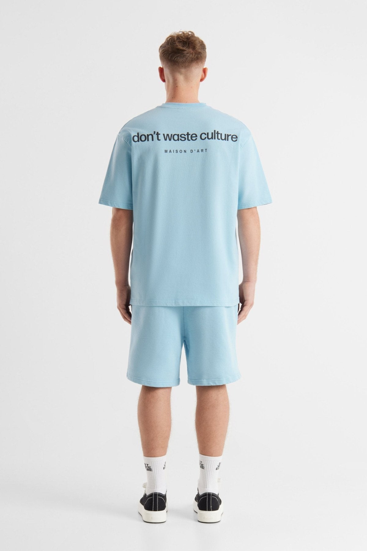 Cleo | Light Blue - T-shirts Don't Waste Culture