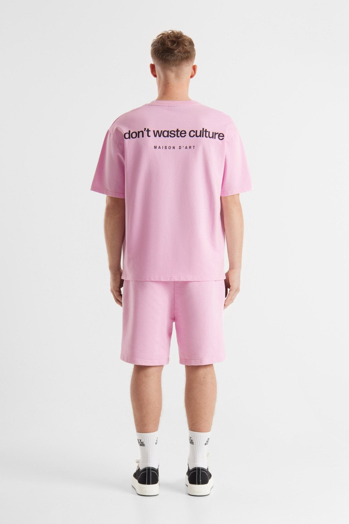 Cleo | Pink - T-shirts Don't Waste Culture