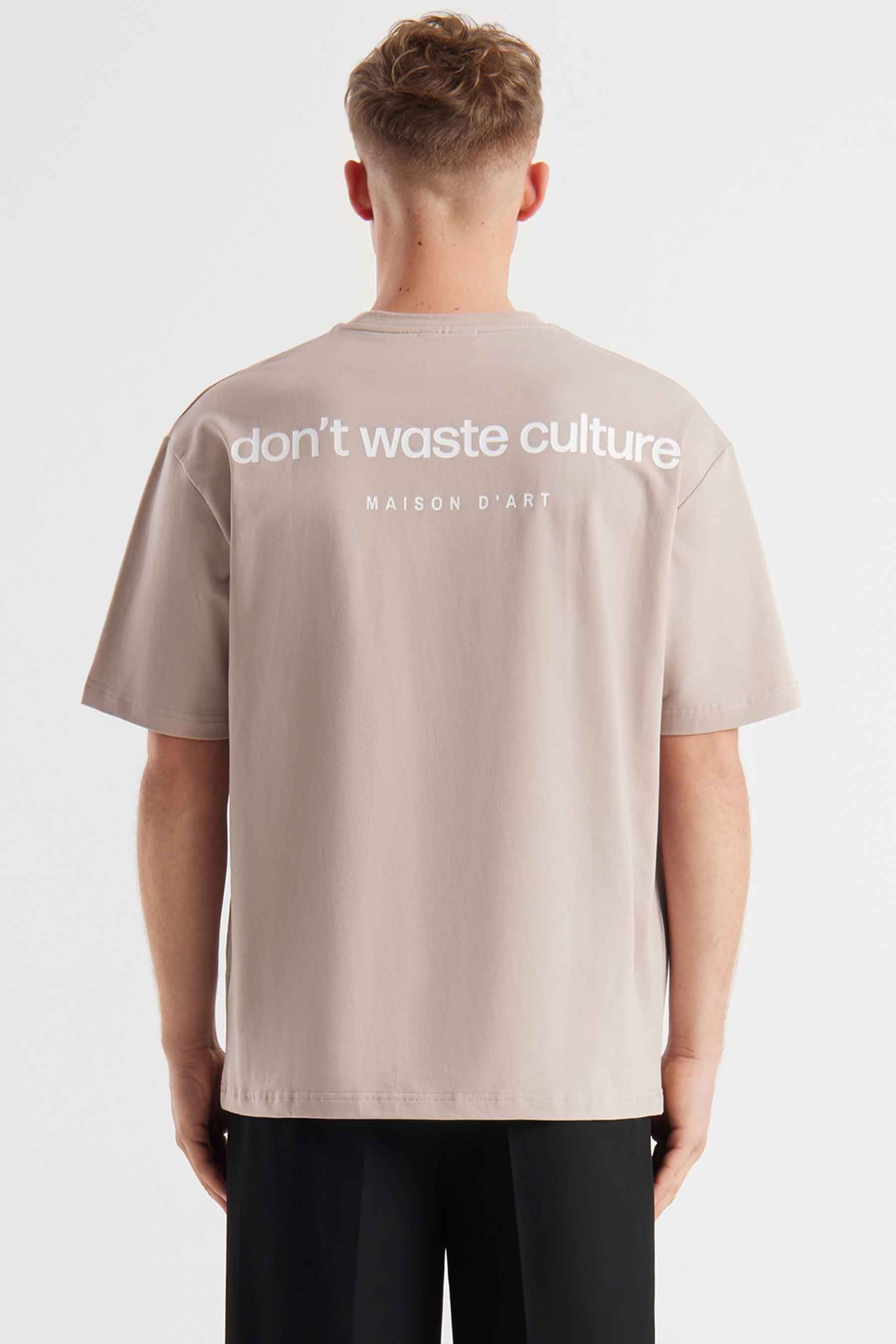 Cleo | Taupe - T-shirts Don't Waste Culture