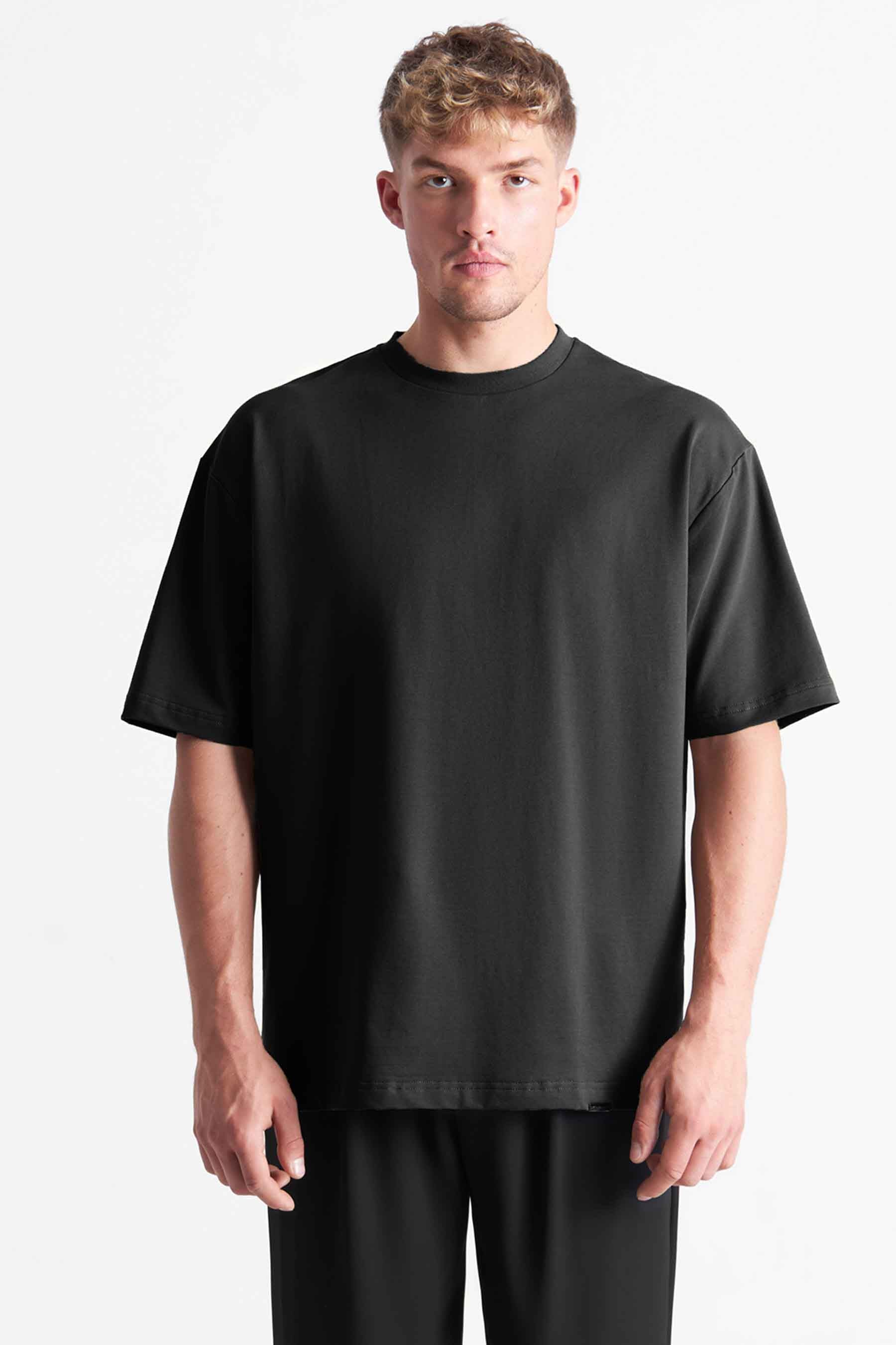 Nubila | Black - T-shirts Don't Waste Culture