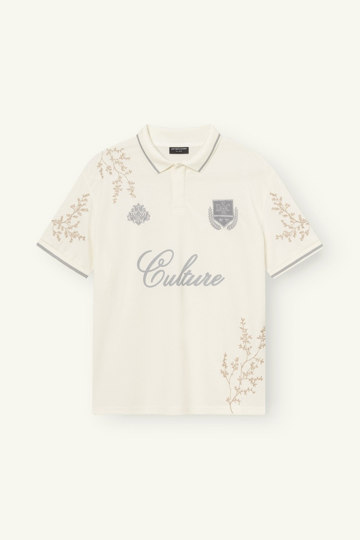Momohana Football T-shirt | Cream - T-shirts Don't Waste Culture