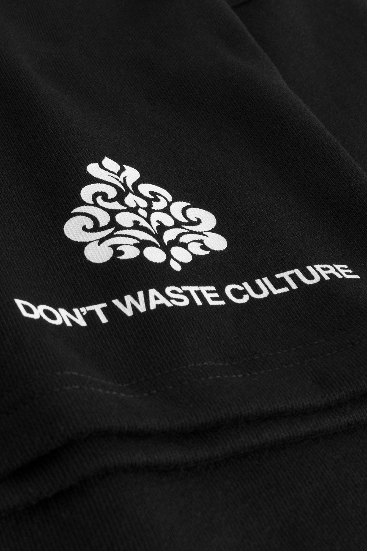 Renaya Shorts | Black - Shorts Don't Waste Culture