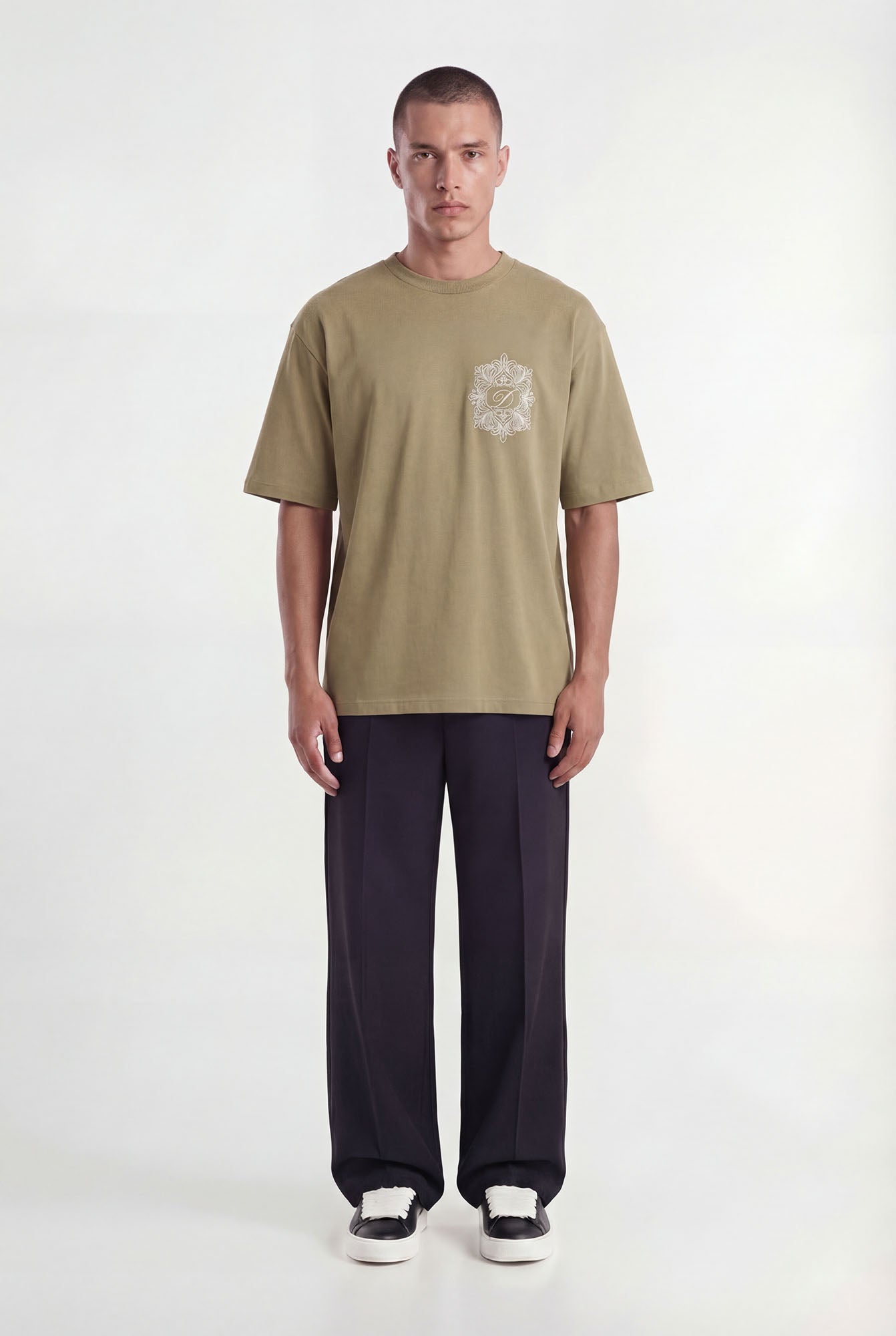 Umeka T-shirt | Olive - Early access Don't Waste Culture