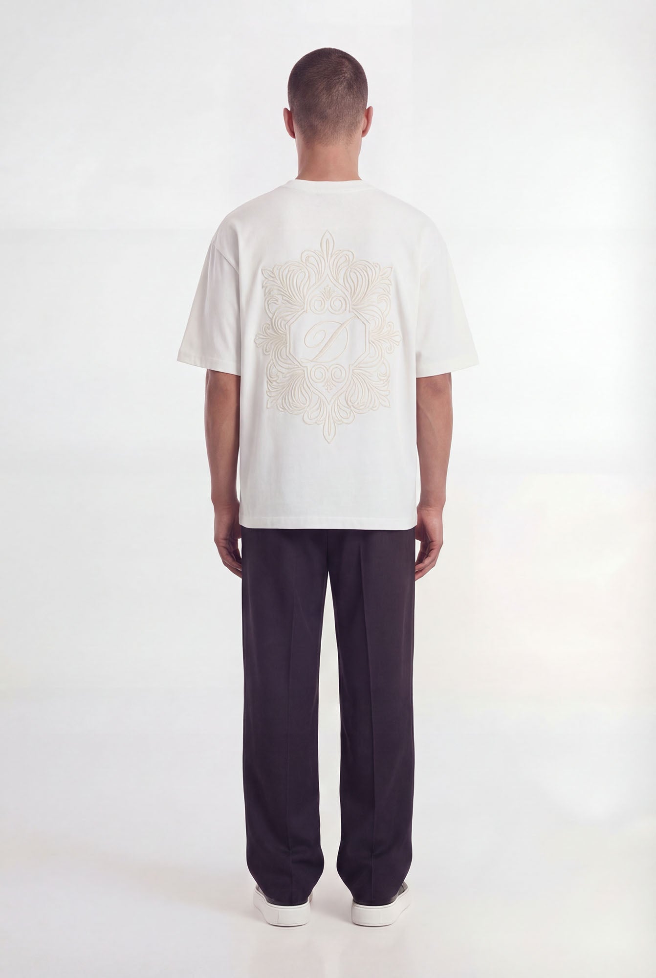 Umeka T-shirt | Off - White - Early access Don't Waste Culture