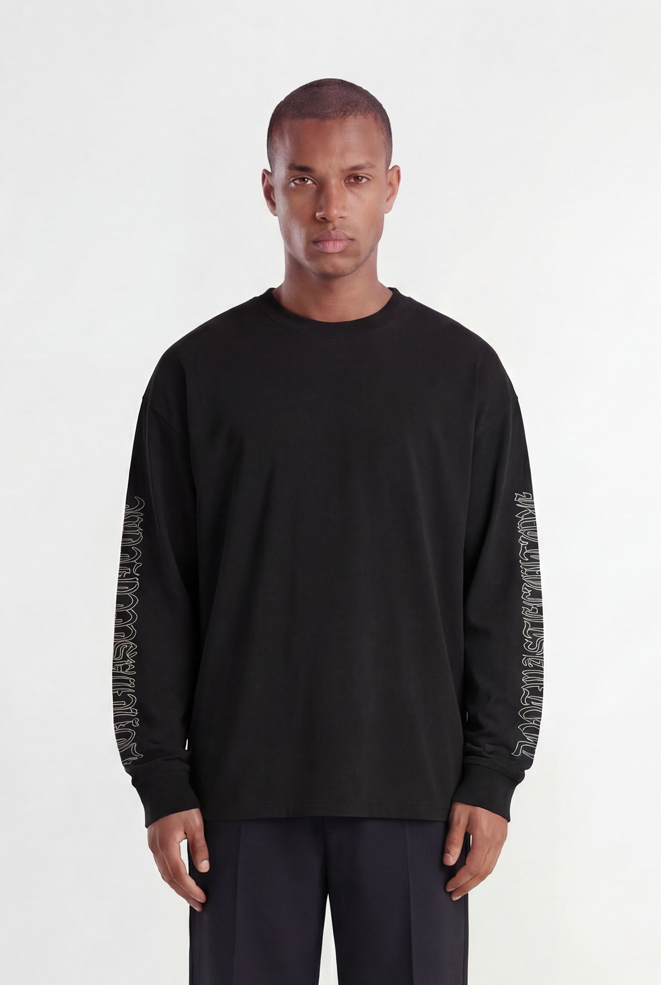 Arturo | Black - Longsleeves Don't Waste Culture