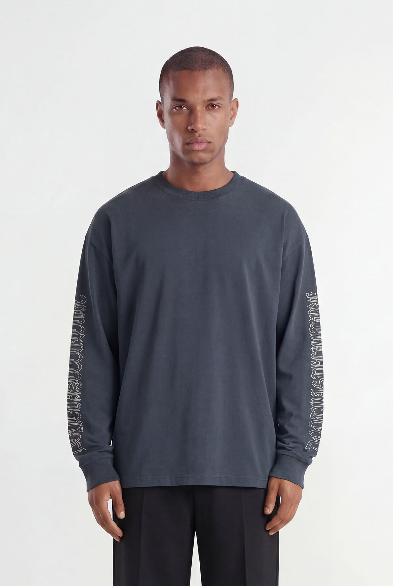 Arturo | Dark Grey - Longsleeves Don't Waste Culture