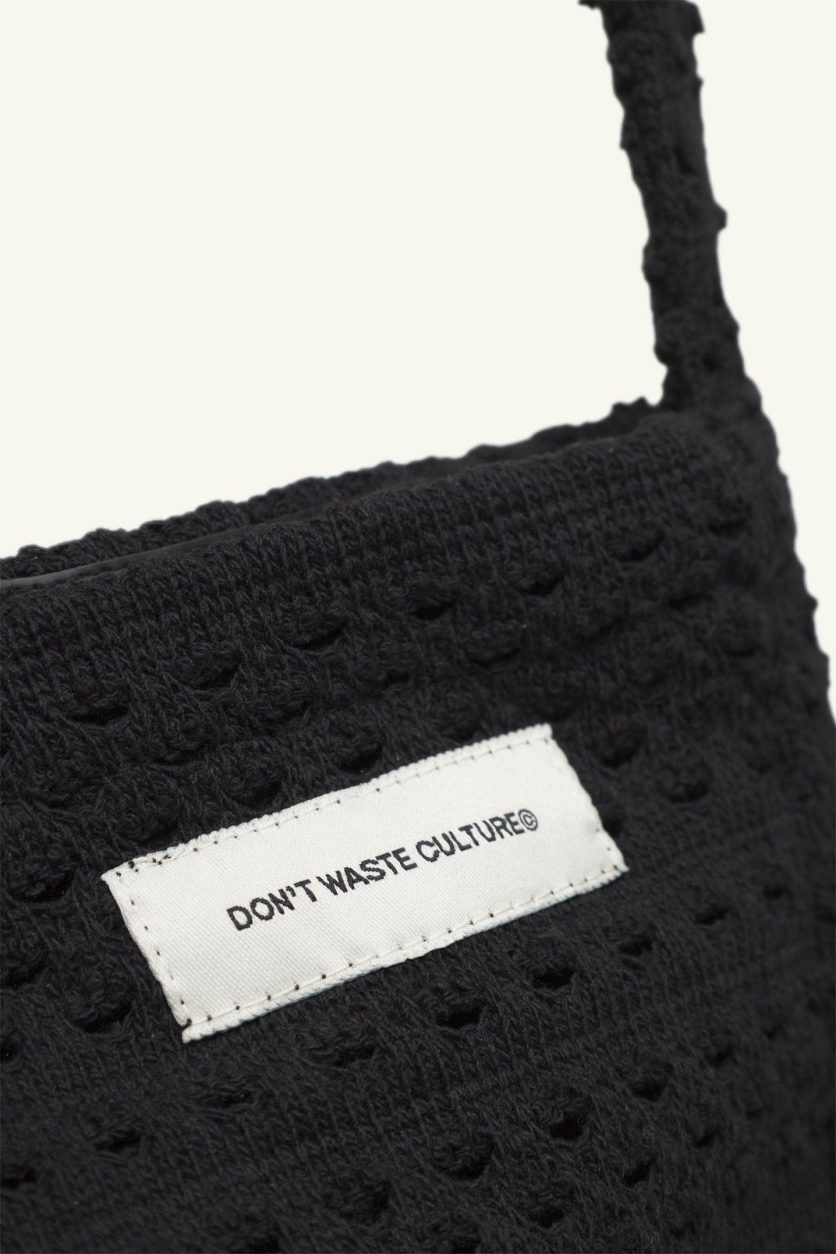 Xilone | Black - Accessories Don't Waste Culture