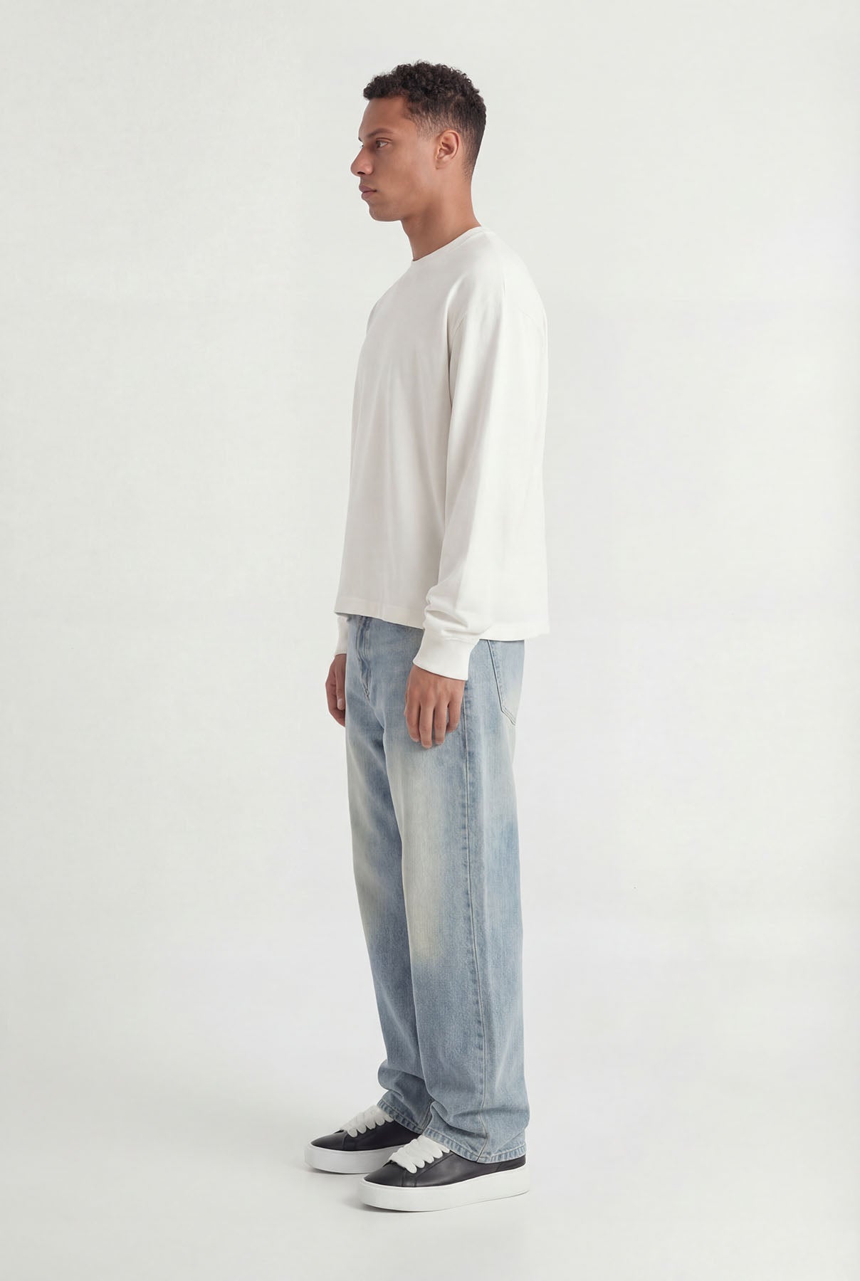 Lazare | Light Blue - Jeans Don't Waste Culture