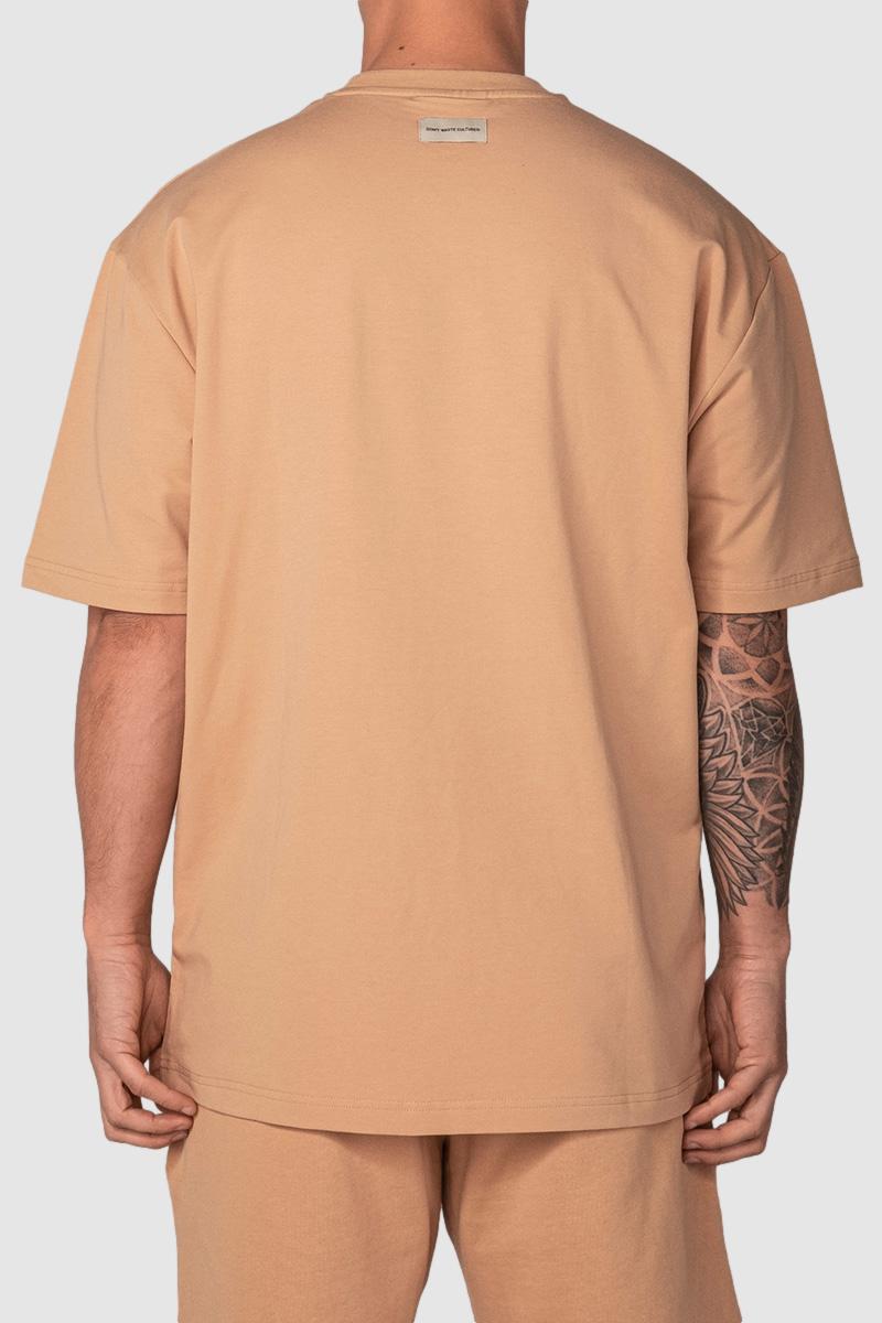 oversized streetwear t-shirt caramel