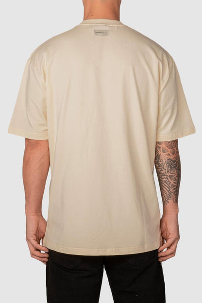 oversized streetwear t-shirt cream
