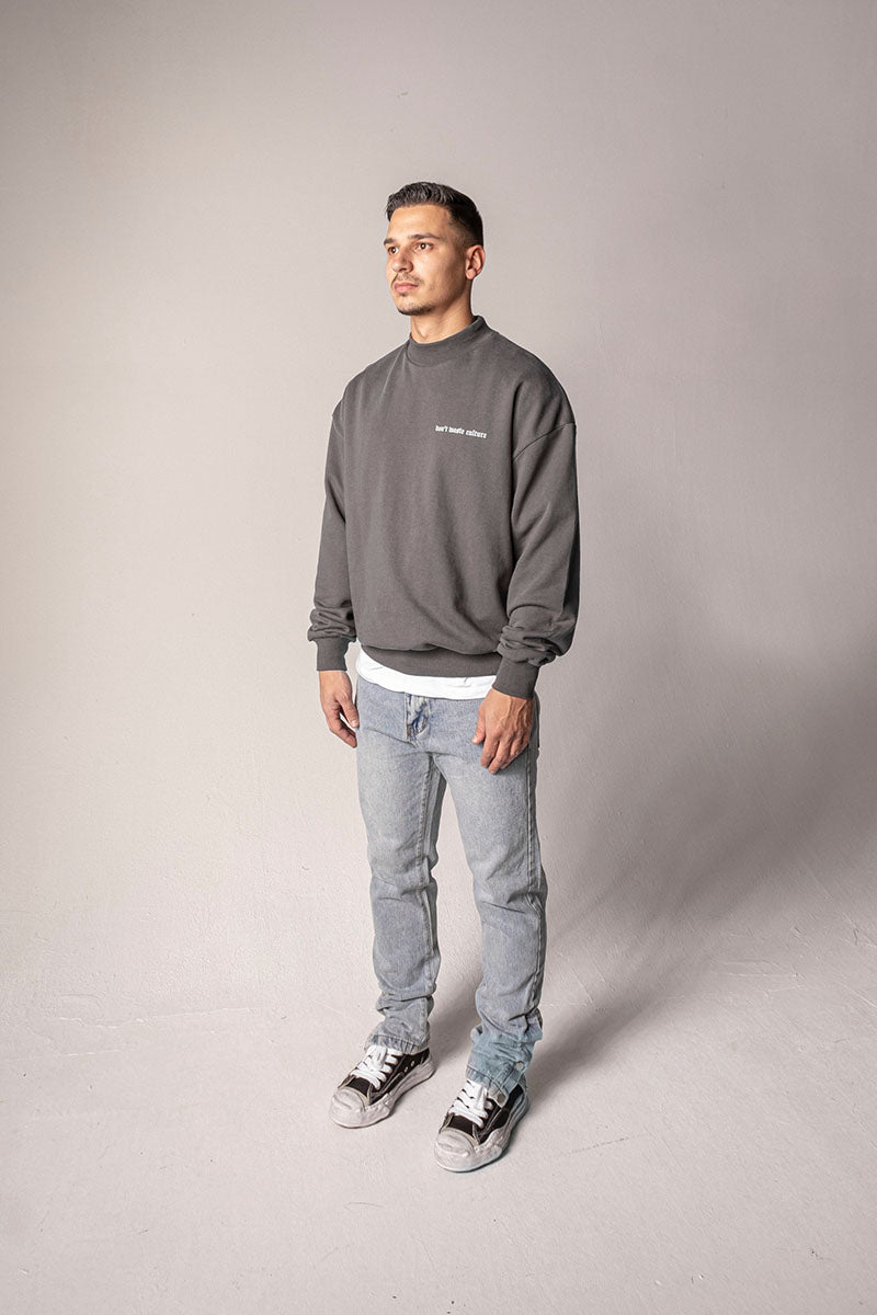 Lucio - Men Oversized Streetwear Crewneck Sweater Dark Grey